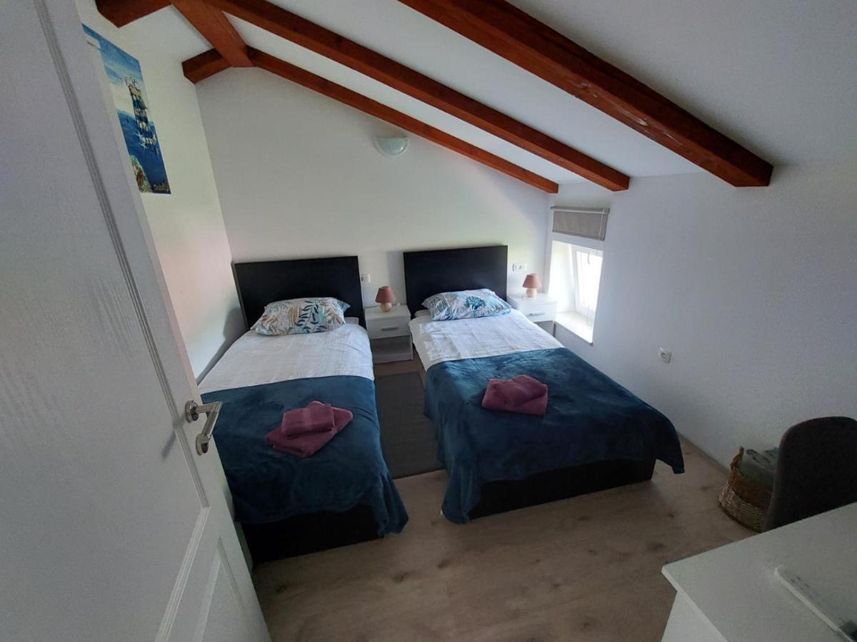 Sunset Apartment Plomin