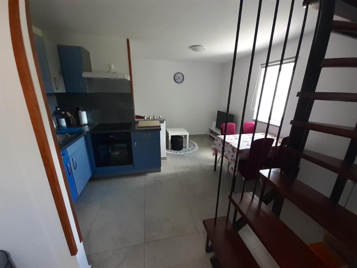 Sunset Apartment Plomin